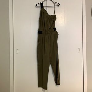 One shoulder jumpsuit